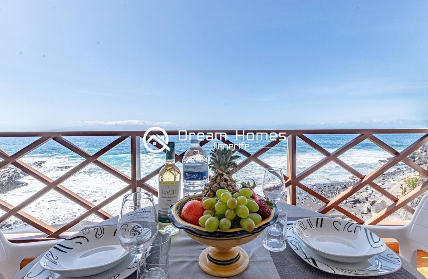 Oceanfront Neptuno Apt By Dream Homes Tenerife Puerto de Santiago  Exterior photo