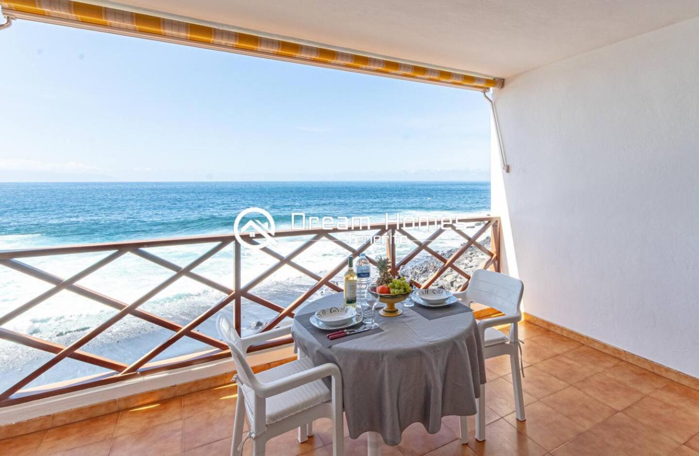 Oceanfront Neptuno Apt By Dream Homes Tenerife Puerto de Santiago  Exterior photo