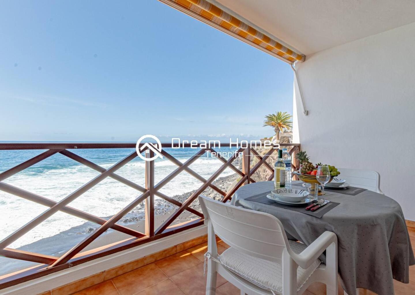 Oceanfront Neptuno Apt By Dream Homes Tenerife Puerto de Santiago  Exterior photo